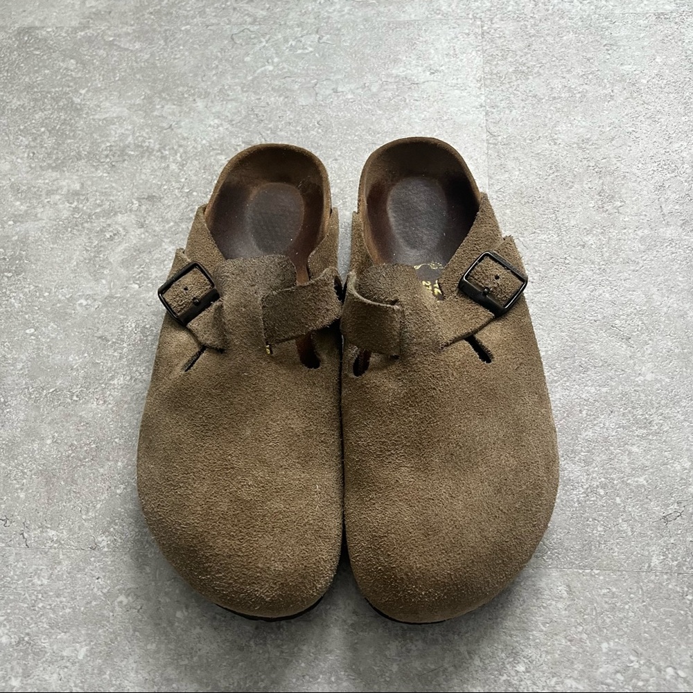 Taupe Boston Suede Birkenstocks 42 L11 M9